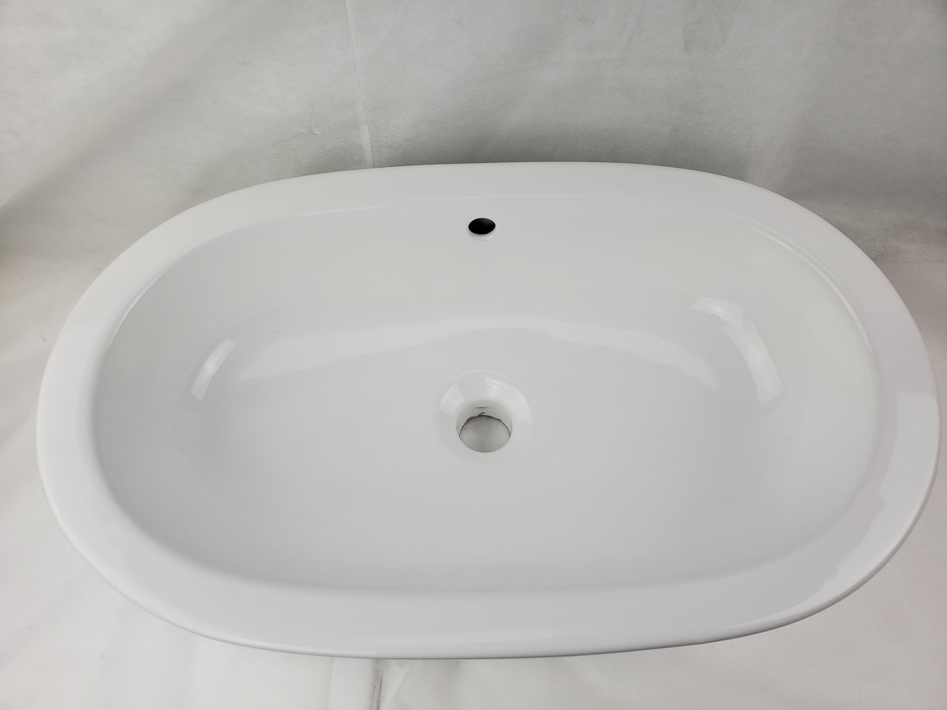 25.25-in. x 14.5-in. Oval Bathroom Vessel Sink White Enamel Glaze