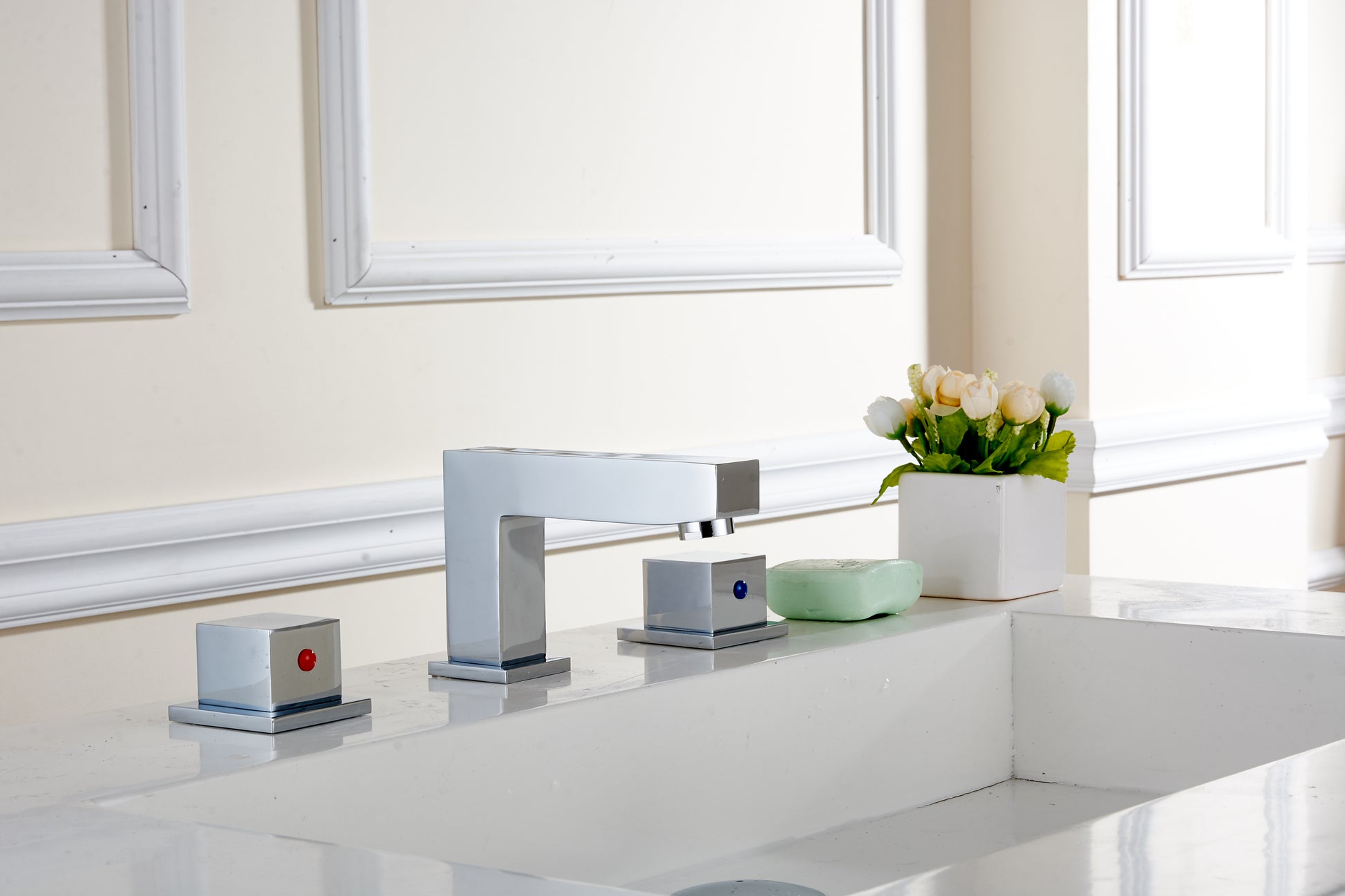 3H8-in. CUPC Brass Bathroom Sink Faucet Chrome Lead Free Brass