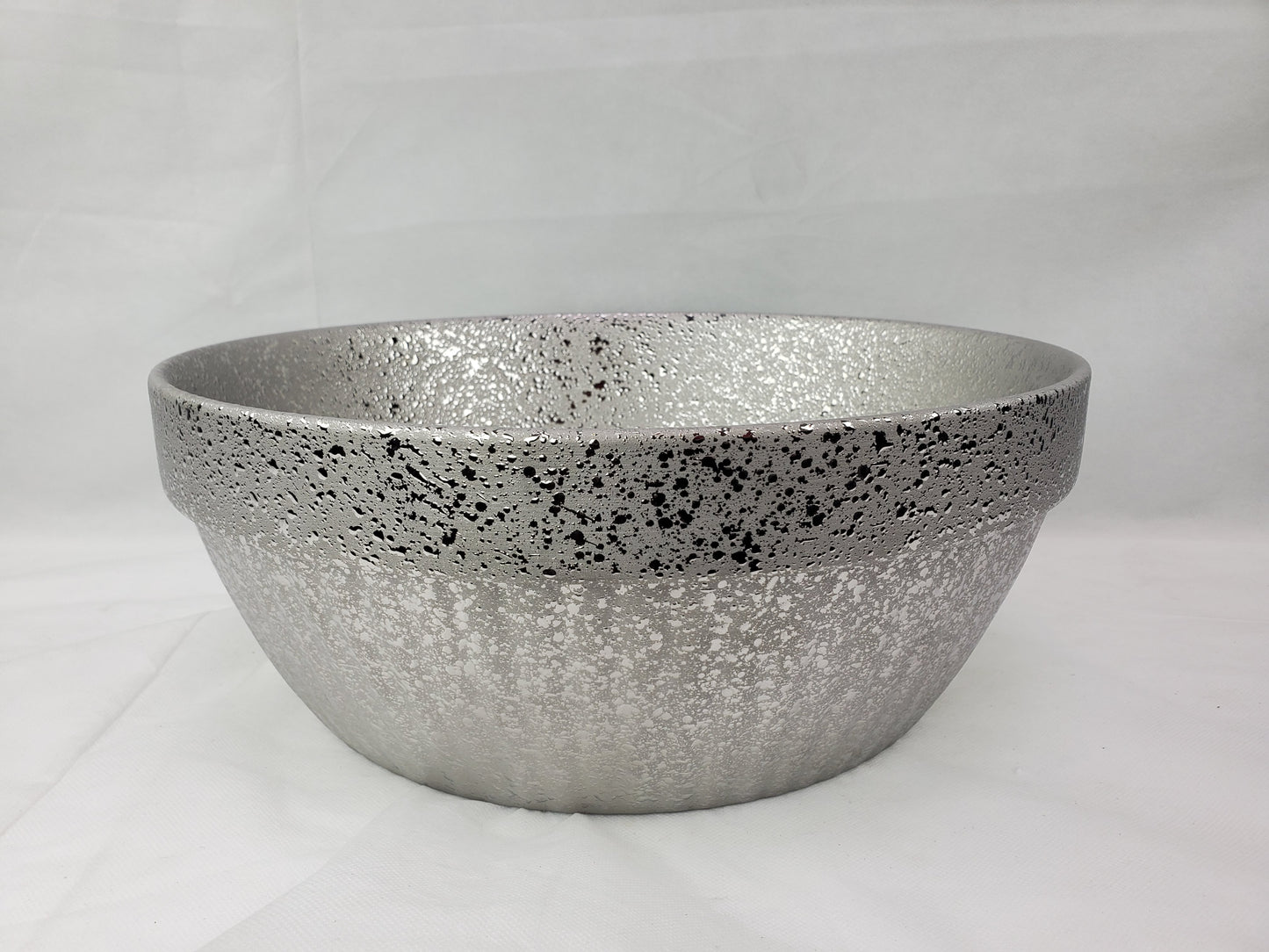 14.09-in. x 14.09-in. Round Bathroom Vessel Sink Silver Enamel Glaze