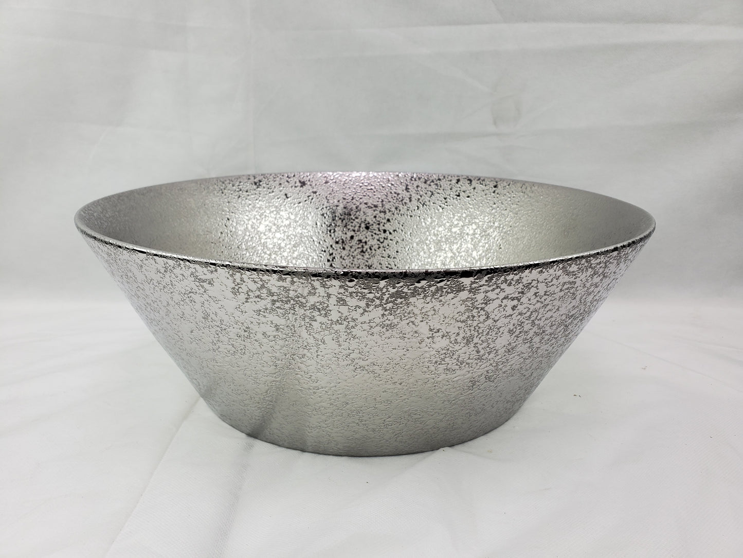 15.94-in. x 15.94-in. Round Bathroom Vessel Sink Silver Enamel Glaze