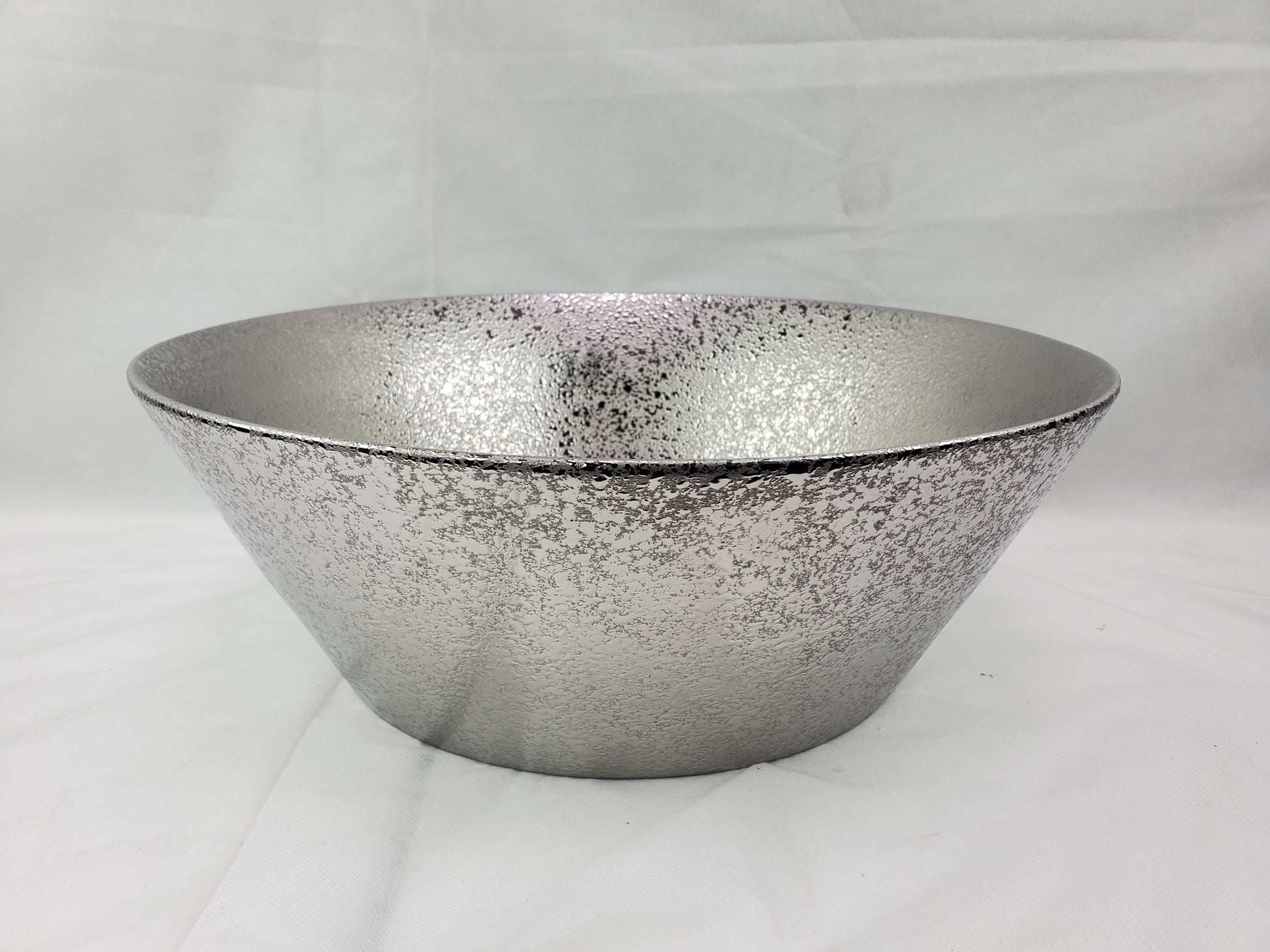 15.94-in. x 15.94-in. Round Bathroom Vessel Sink Silver Enamel Glaze