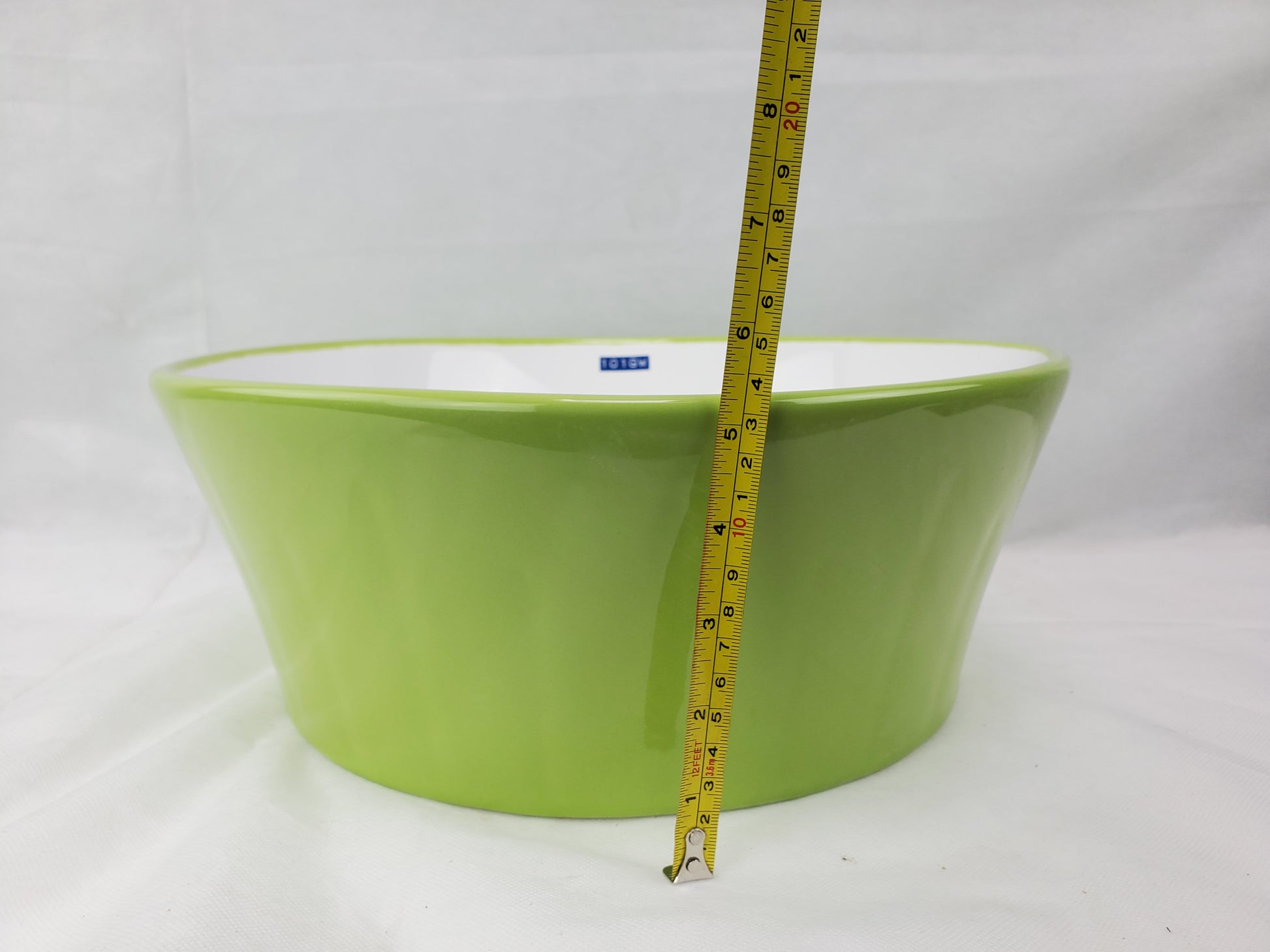 14.09-in. x 14.09-in. Round Bathroom Vessel Sink Olive-White Enamel Glaze