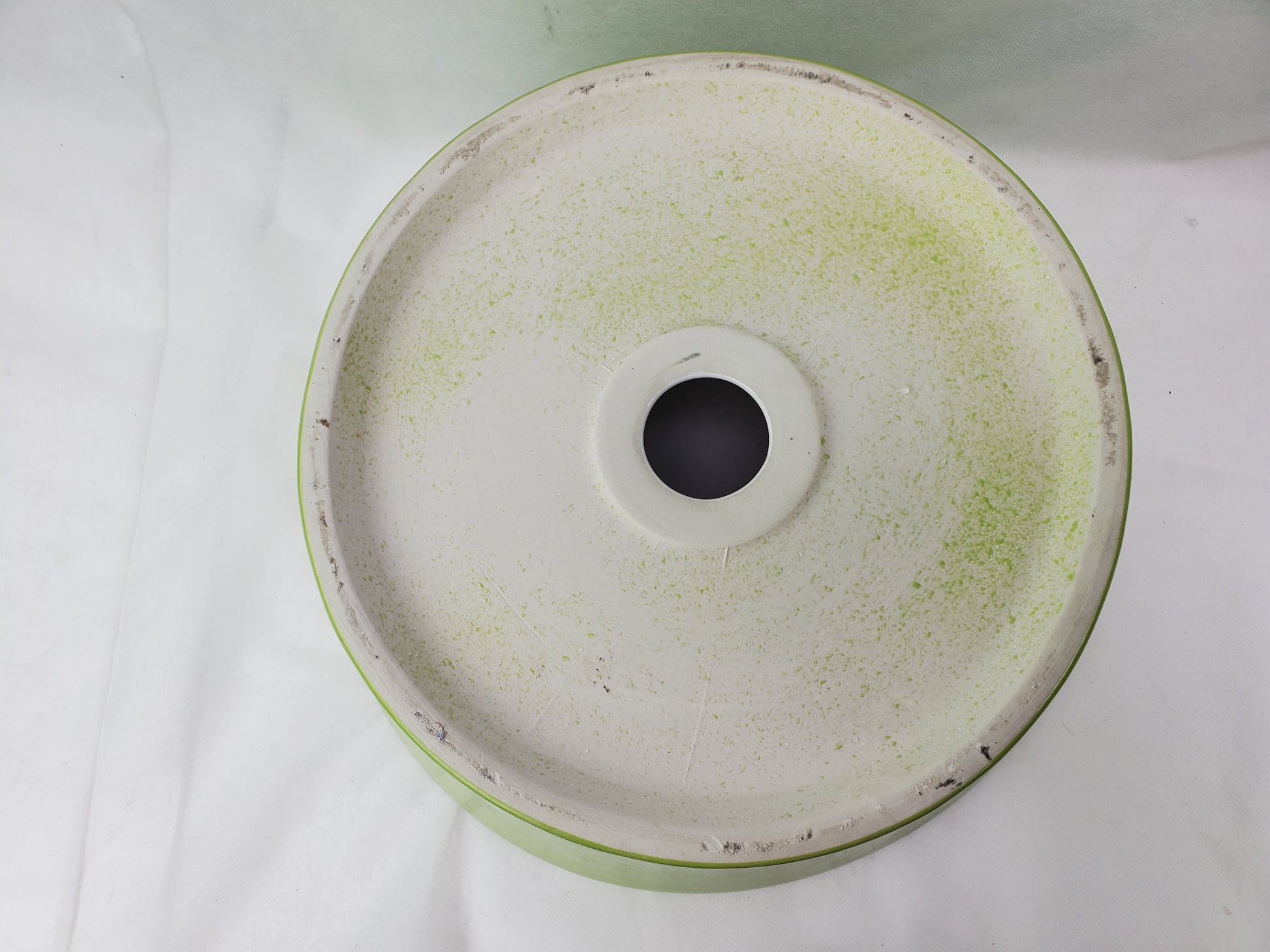 14.09-in. x 14.09-in. Round Bathroom Vessel Sink Olive-White Enamel Glaze