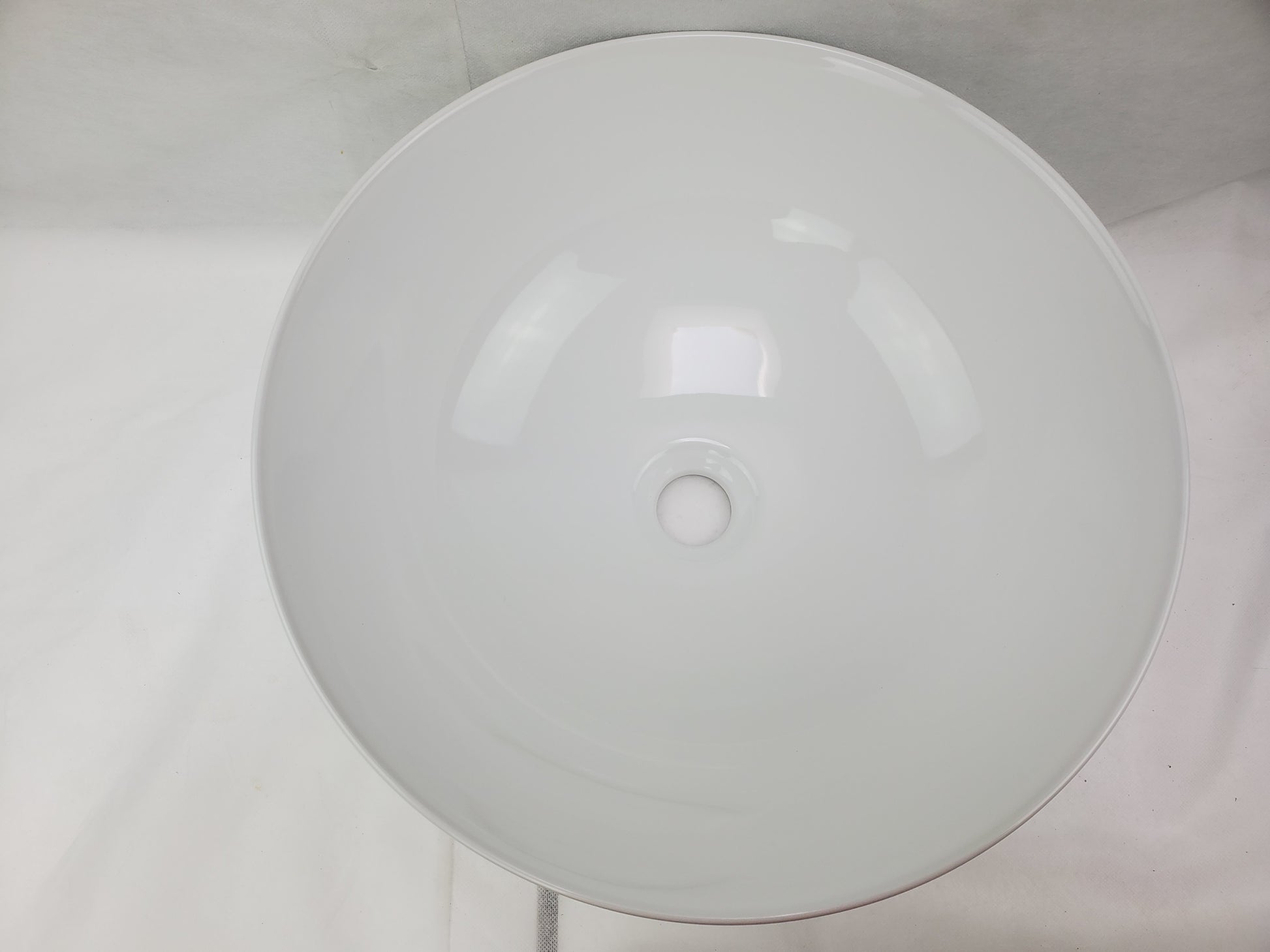 14.09-in. x 14.09-in. Round Bathroom Vessel Sink White Enamel Glaze