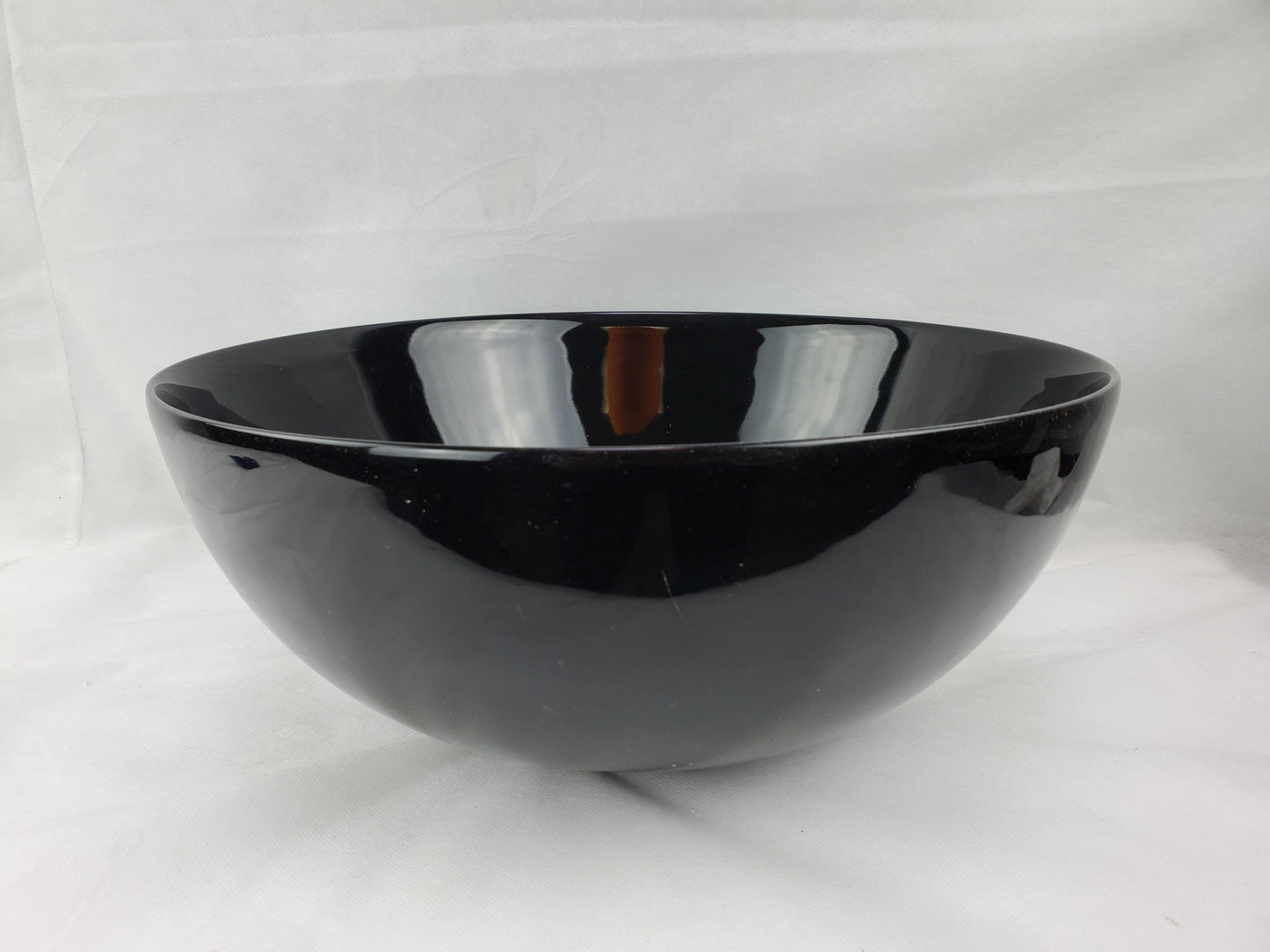 14.09-in. x 14.09-in. Round Bathroom Vessel Sink Black Enamel Glaze
