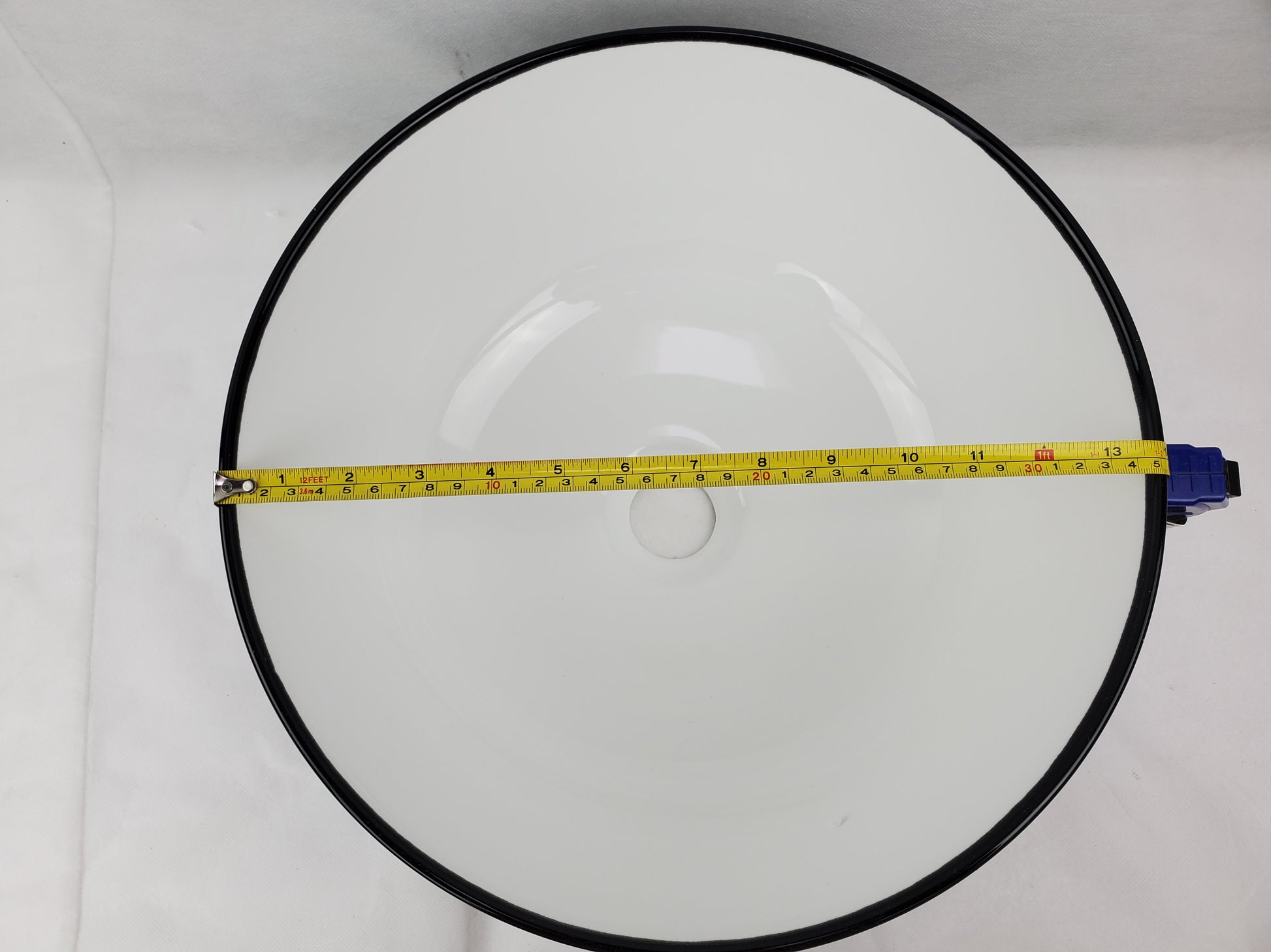 14.09-in. x 14.09-in. Round Bathroom Vessel Sink Black-White Enamel Glaze