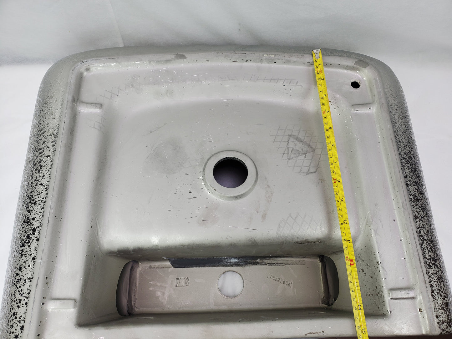 23.62-in. x 18.7-in. Rectangle Bathroom Vessel Sink Silver Enamel Glaze