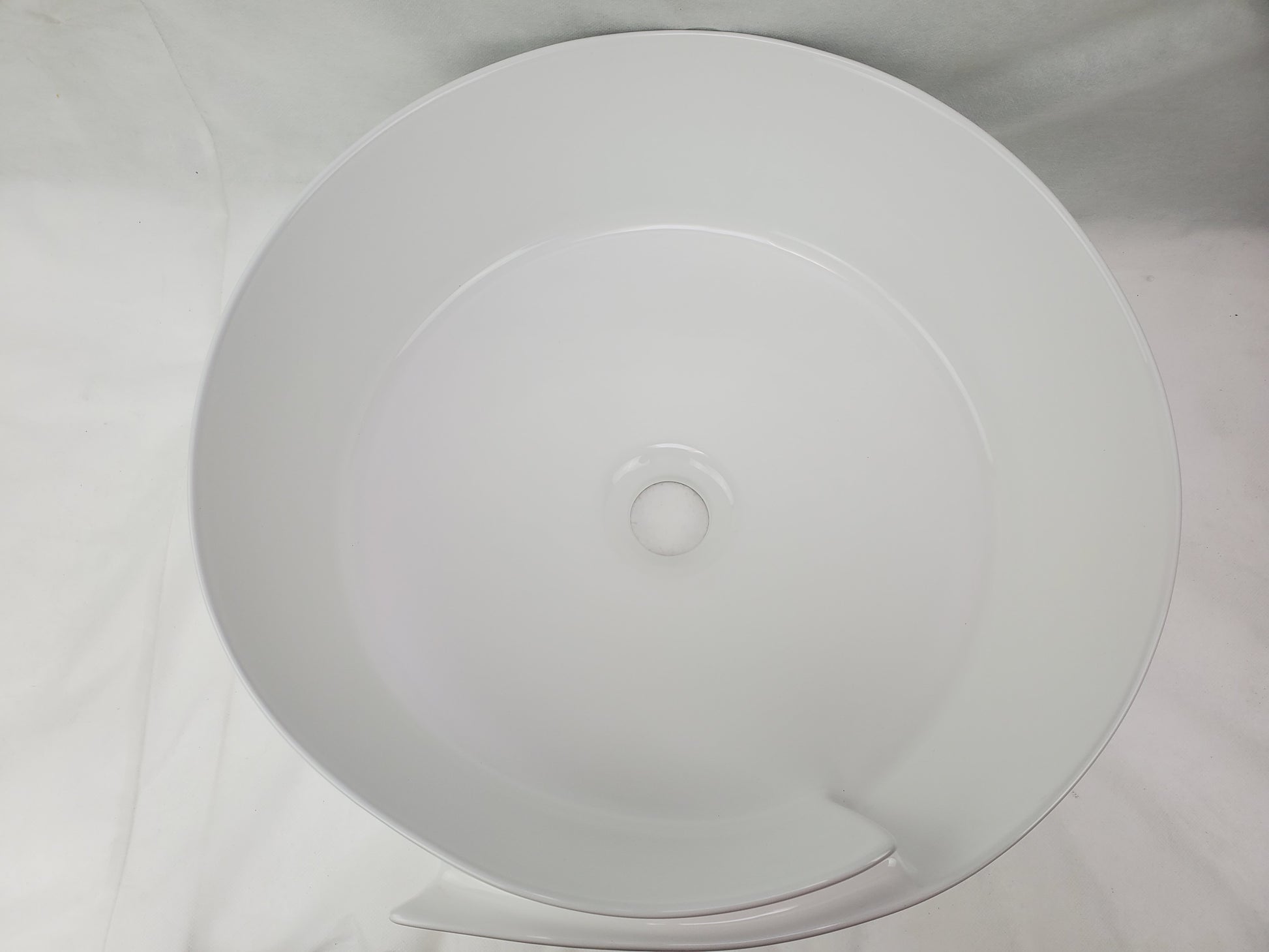 17.32-in. x 17.32-in. Round Bathroom Vessel Sink White Enamel Glaze