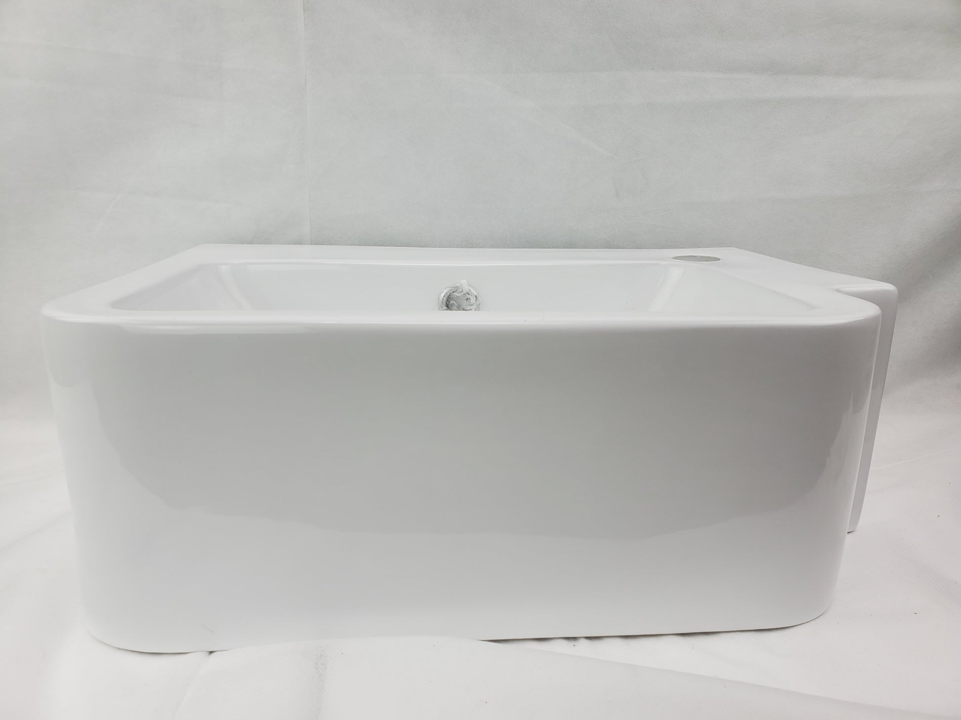 17.5-in. x 12.6-in. Rectangle Bathroom Vessel Sink White Enamel Glaze