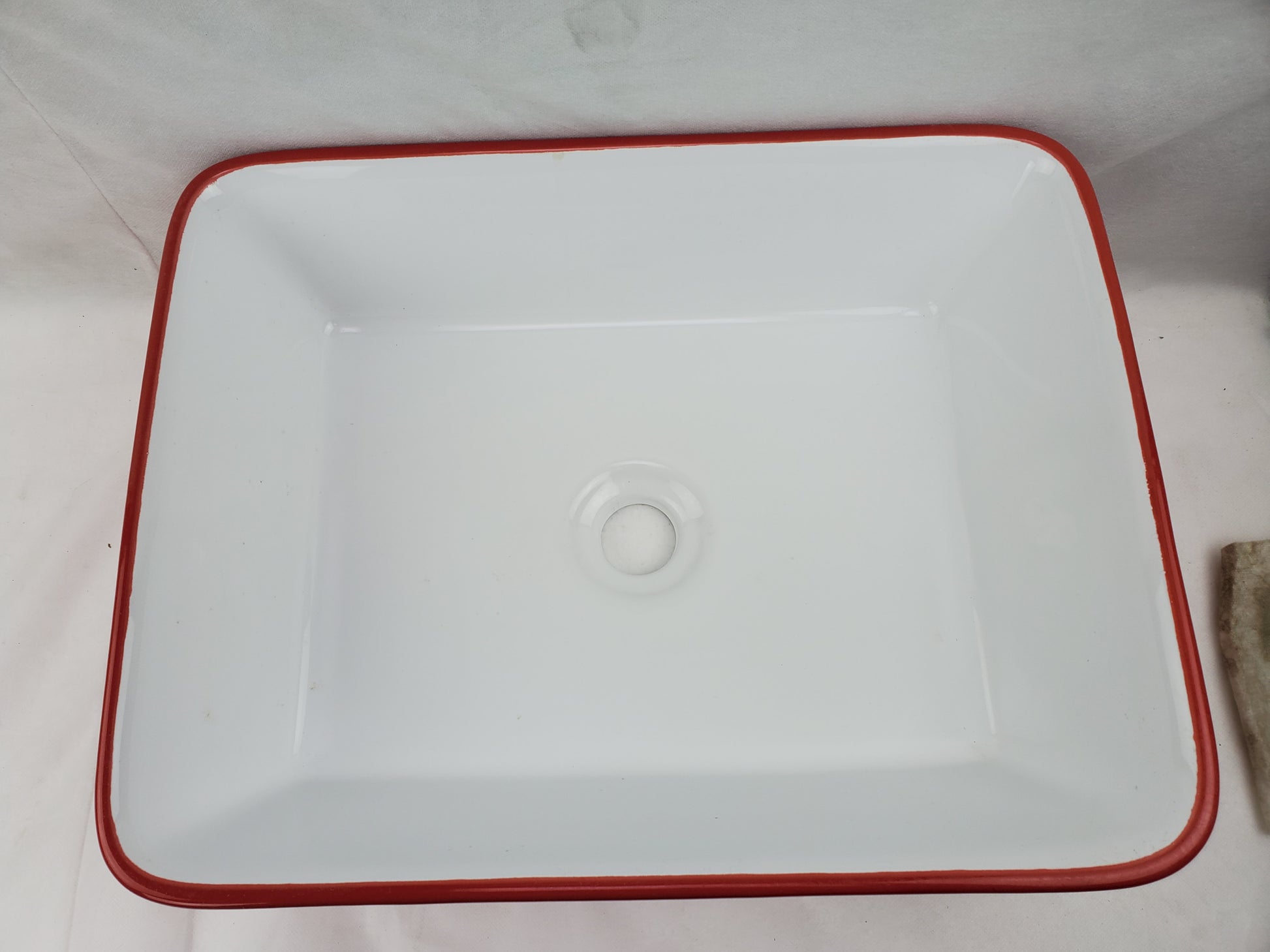 18.9-in. x 14.6-in. Rectangle Bathroom Vessel Sink Red-White Enamel Glaze