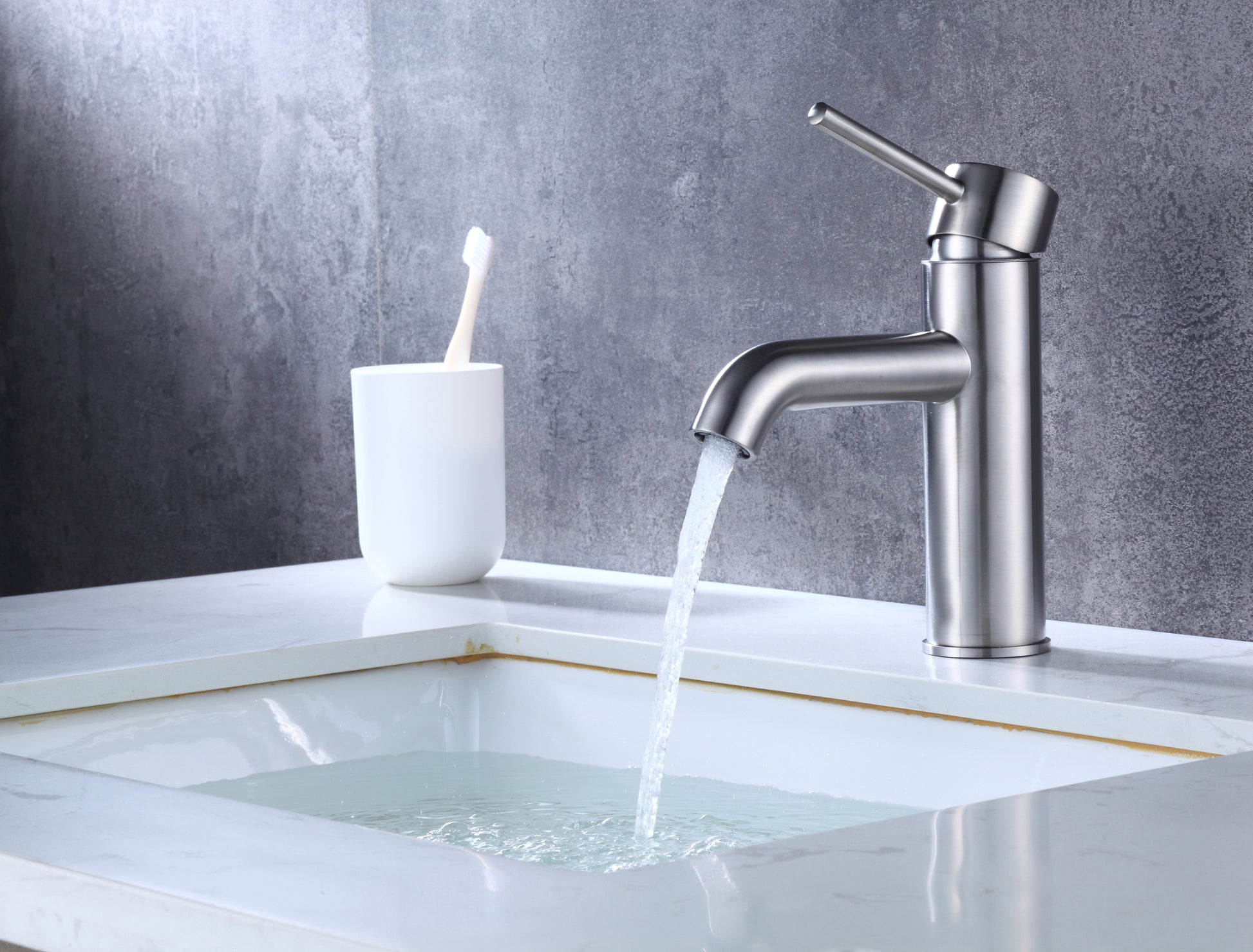 1 Hole CUPC Stainless Steel Bathroom Sink Faucet Brushed Nickel Lead Free Brass