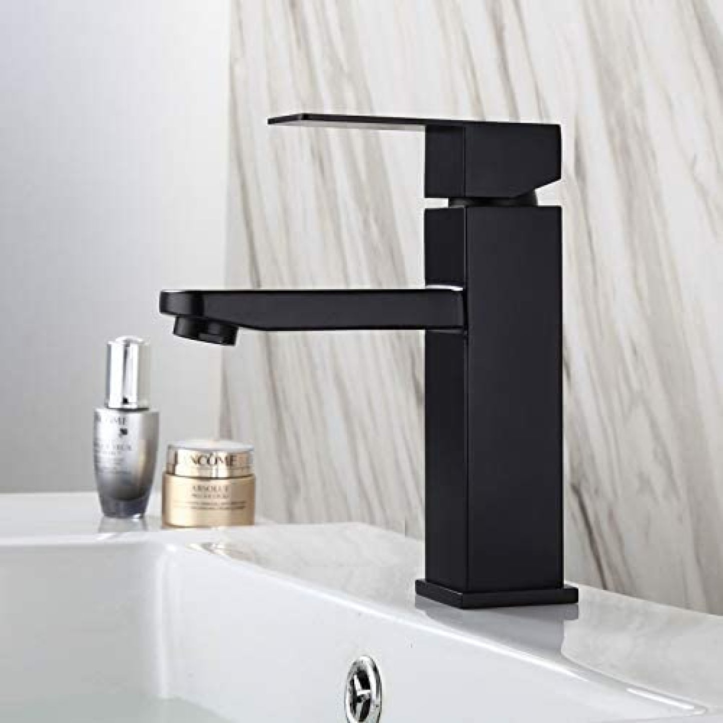 1 Hole  Black Bathroom Sink Faucet Black Lead Free Brass