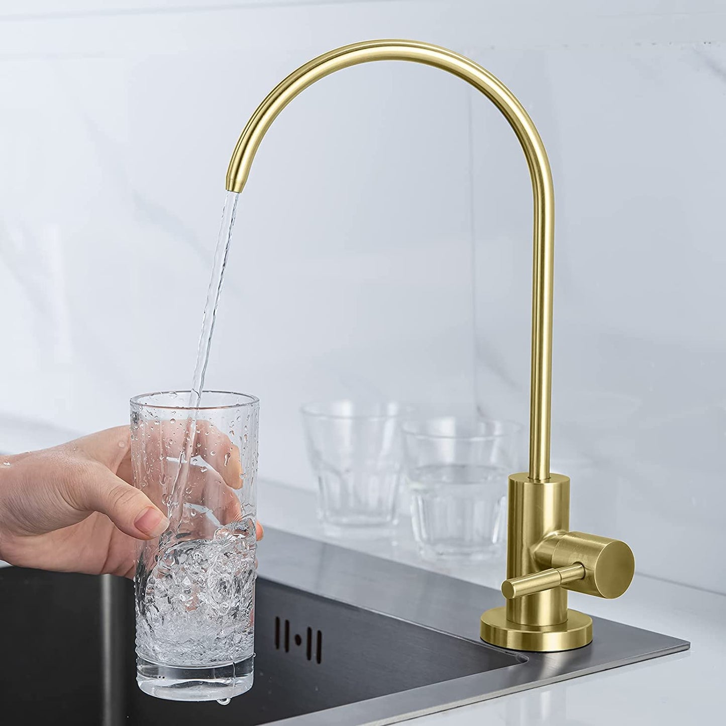 1 Hole  Brushed Kitchen Sink Faucet Gold Stainless Steel